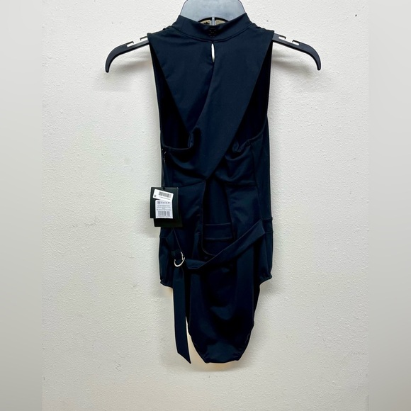 Gaiam X Jessica Biel NWT Bleeker Open-Back D-Ring Bodysuit - Size S - Picture 4 of 9